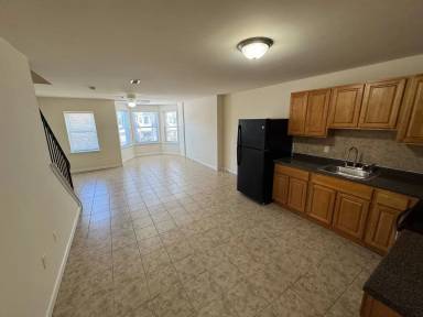 Main picture of 15 N 50th St