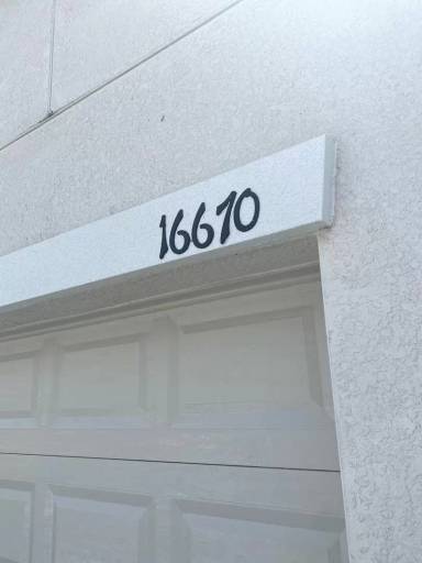 Main picture of 16670 Kingman Reef St