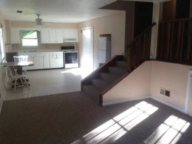 Main picture of 349 Gilmore St