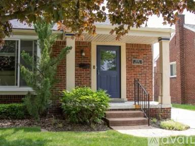 Main picture of 1938 Bradford Rd
