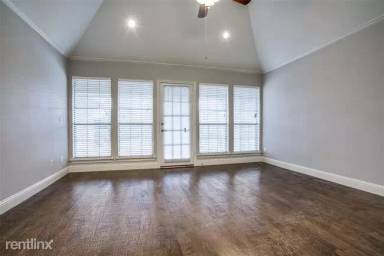 Main picture of 1801 Tawakoni Ln
