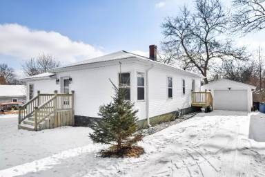 Main picture of 417 Wilson St