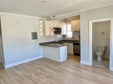 Main picture of 171 Montecito Ave
