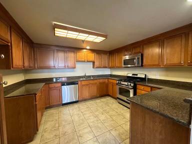 Main picture of 7526 Laurel Canyon Blvd