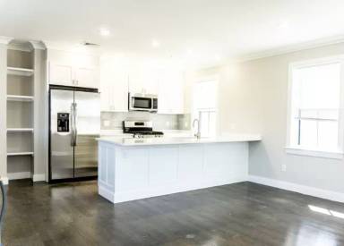 Main picture of 79 Linden St