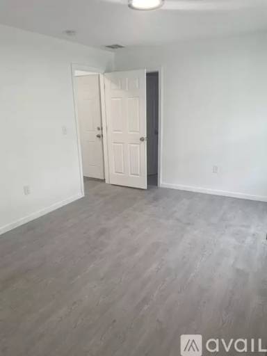 Main picture of 35 Douglas Ave