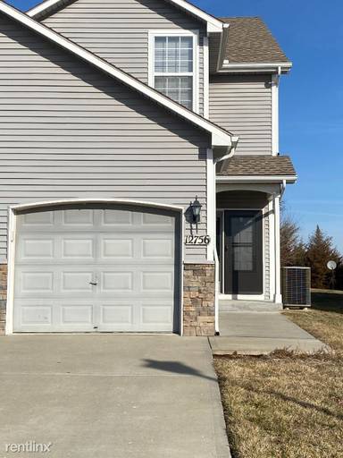 Main picture of 12756 Walker Ave