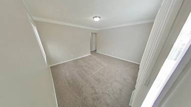 Main picture of 8477 Prospect Ave