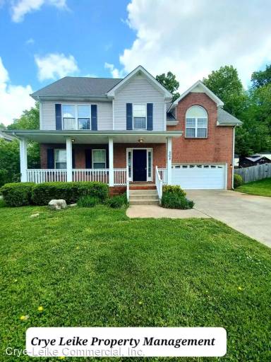 Main picture of 668 Winding Bluff Way
