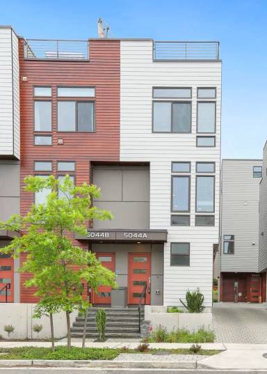 Main picture of 5016 Sand Point Pl NE