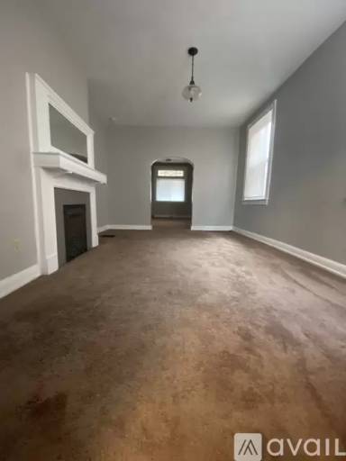 Main picture of 1719 Middle St