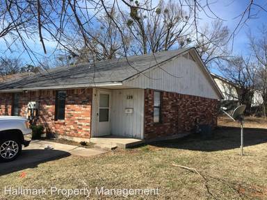 Main picture of 125 N Hortense Ave