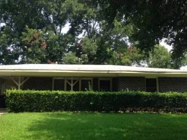 Main picture of 1911 Cambridge St