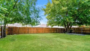 Main picture of 710 Ravencroft Dr