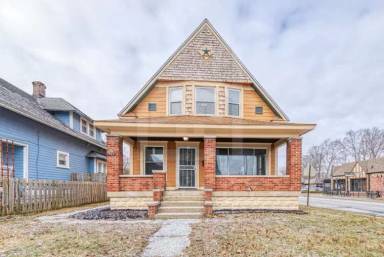 Main picture of 960 Eastern Ave