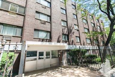 Main picture of 1040 W Hollywood Ave Apartments