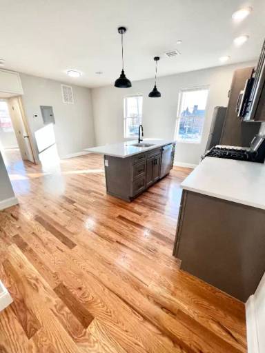 Main picture of 151 Crescent St