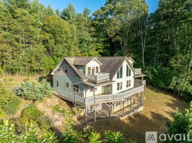 Main picture of 452 Lotawatah Dr