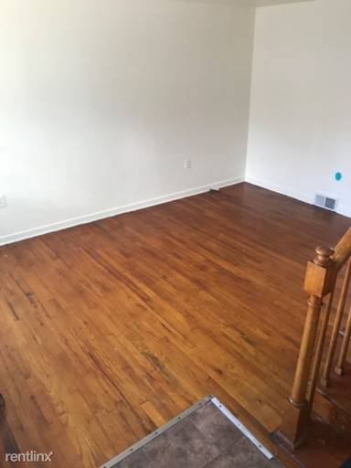 Main picture of 202 1/2 S 7th St