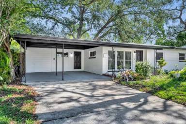 Main picture of 3615 Pelican Ln