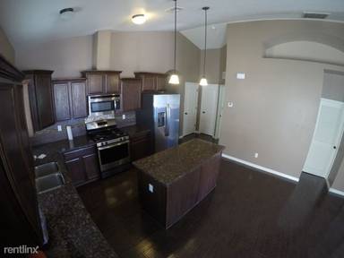 Main picture of 12165 Middle Fork Pl