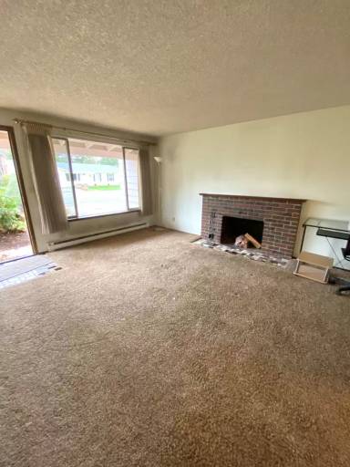 Main picture of 13617 SE 171st Pl