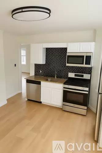 Main picture of 42 Crandall St