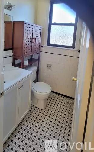 Main picture of 5601 Colorado Ave NW