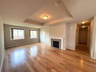 Main picture of 4040 Autumn Way