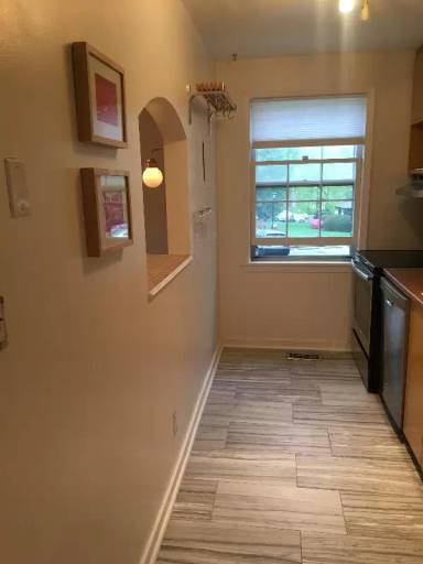 Main picture of 2226 Washington Ave