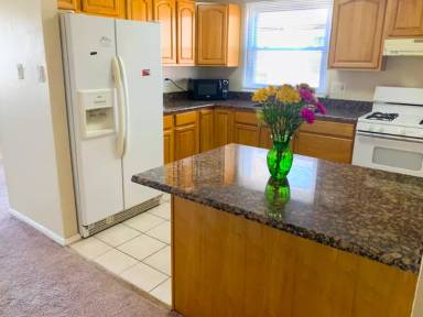 Main picture of 7615 Algon Ave