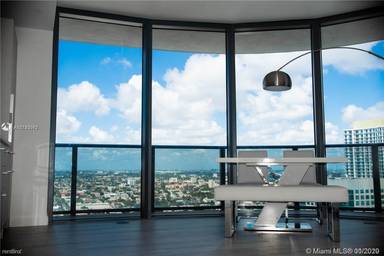 Main picture of Brickell Heights