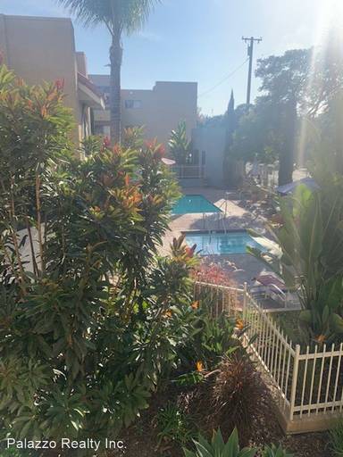 Main picture of 550 Orange Avenue Condos