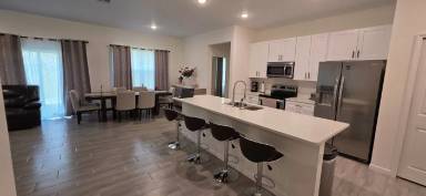 Main picture of 1523 Zinnia Dr