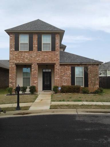 Main picture of 1004 N Crescent Cv