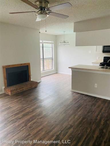 Main picture of 5750 Phoenix Dr