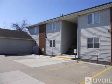 Main picture of 422 E Arrowhead St