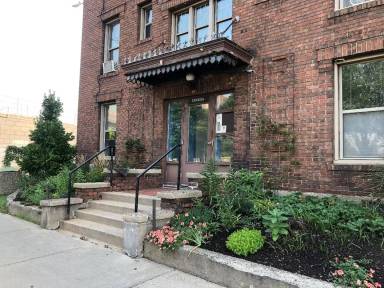 Main picture of 1901 Lyndale Ave S