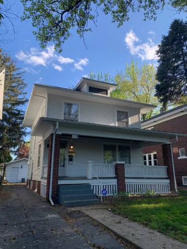 Main picture of 456 W Cook St