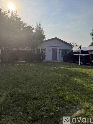 Main picture of 1351 Bluff St