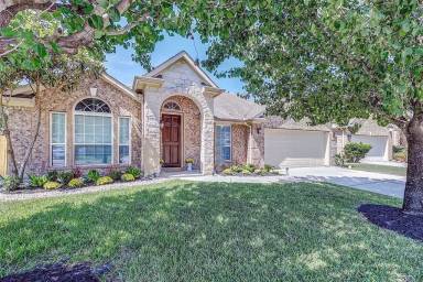 Main picture of 19923 Brookway Oak Ct