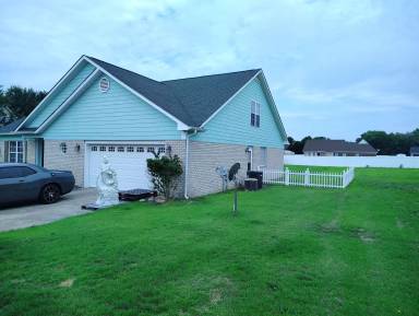 Main picture of 106 Nesting Ln