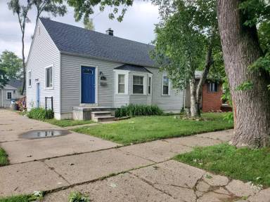Main picture of 443 W Brickley Ave