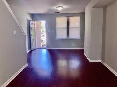 Main picture of 5258 Hazel Ave