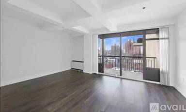 Main picture of 356 E 91st St