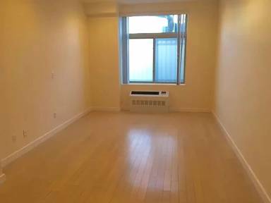 Main picture of 14320 Hoover Ave