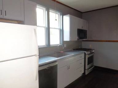 Main picture of 522 High School Ave