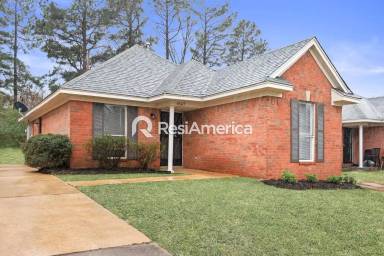 Main picture of 4567 Addington Dr