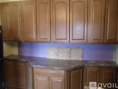 Main picture of 832 Paris Ave