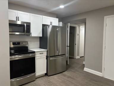 Main picture of 807 Branson St